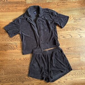 GAP Terry Black 2-Piece Shorts and Button Down Set